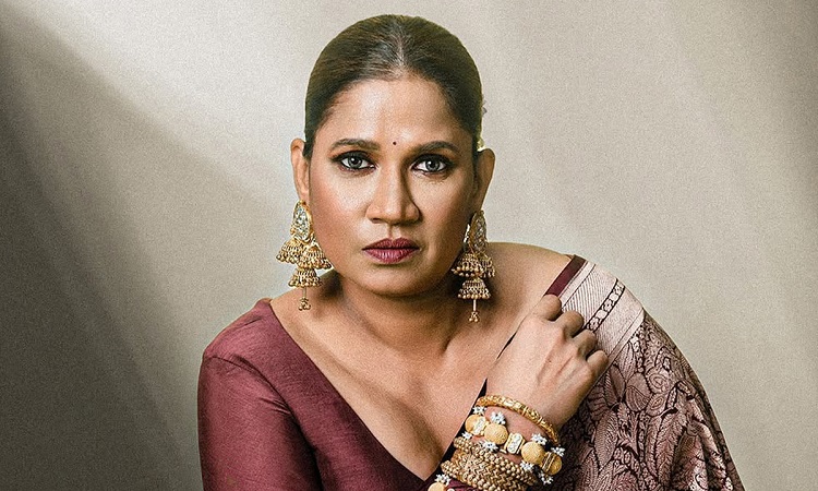 বন্য প্রাণীর মাংস খেয়ে বিপদে ‘লাপাতা লেডিস’ খ্যাত অভিনেত্রী
