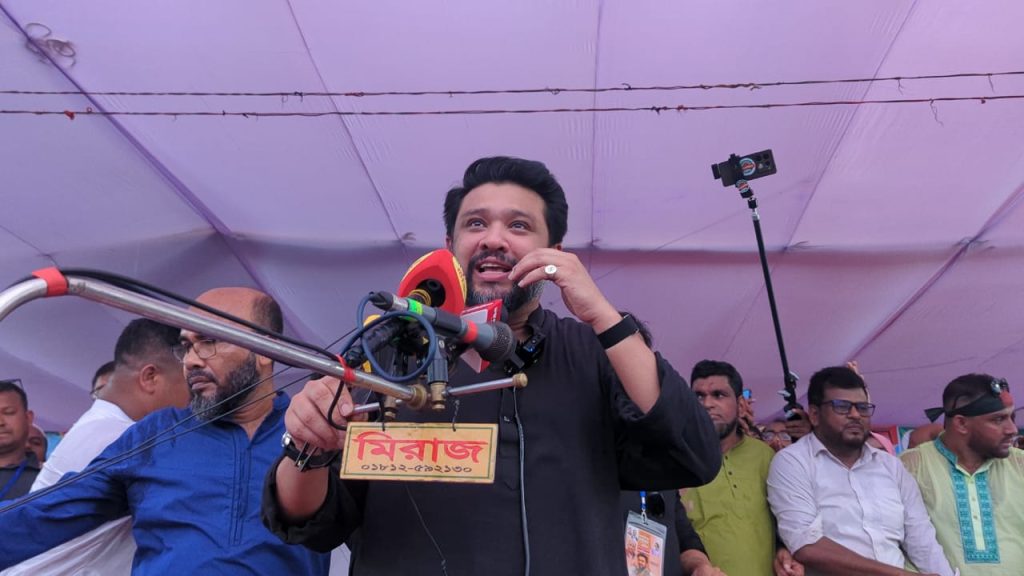 নমিনেশন দিক বা না দিক রাঙ্গুনিয়ার গোলামী করে যাবো : হুমাম কাদের চৌধুরী