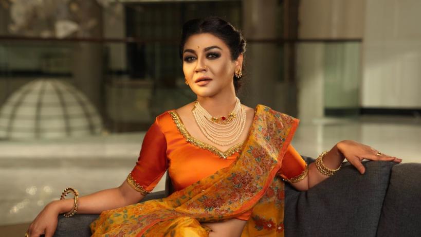 ‘আমরা অনেক দিন ধরেই একসঙ্গে আছি’, প্রেম নিয়ে জয়া